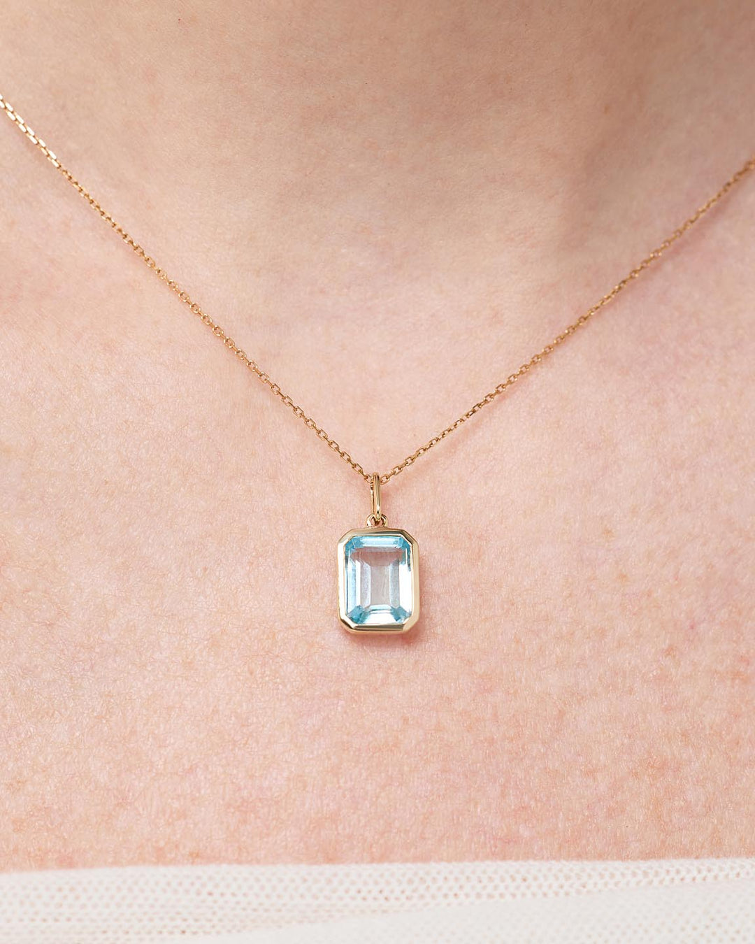 Solid Yellow Gold - Blue Topaz Spritz Charm