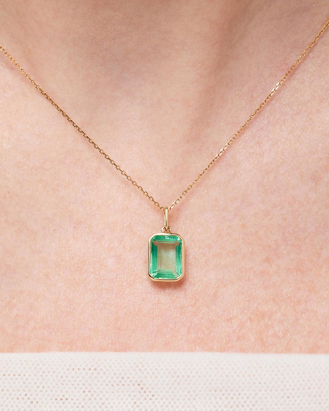Solid Yellow Gold - Green Sapphire Spritz Charm