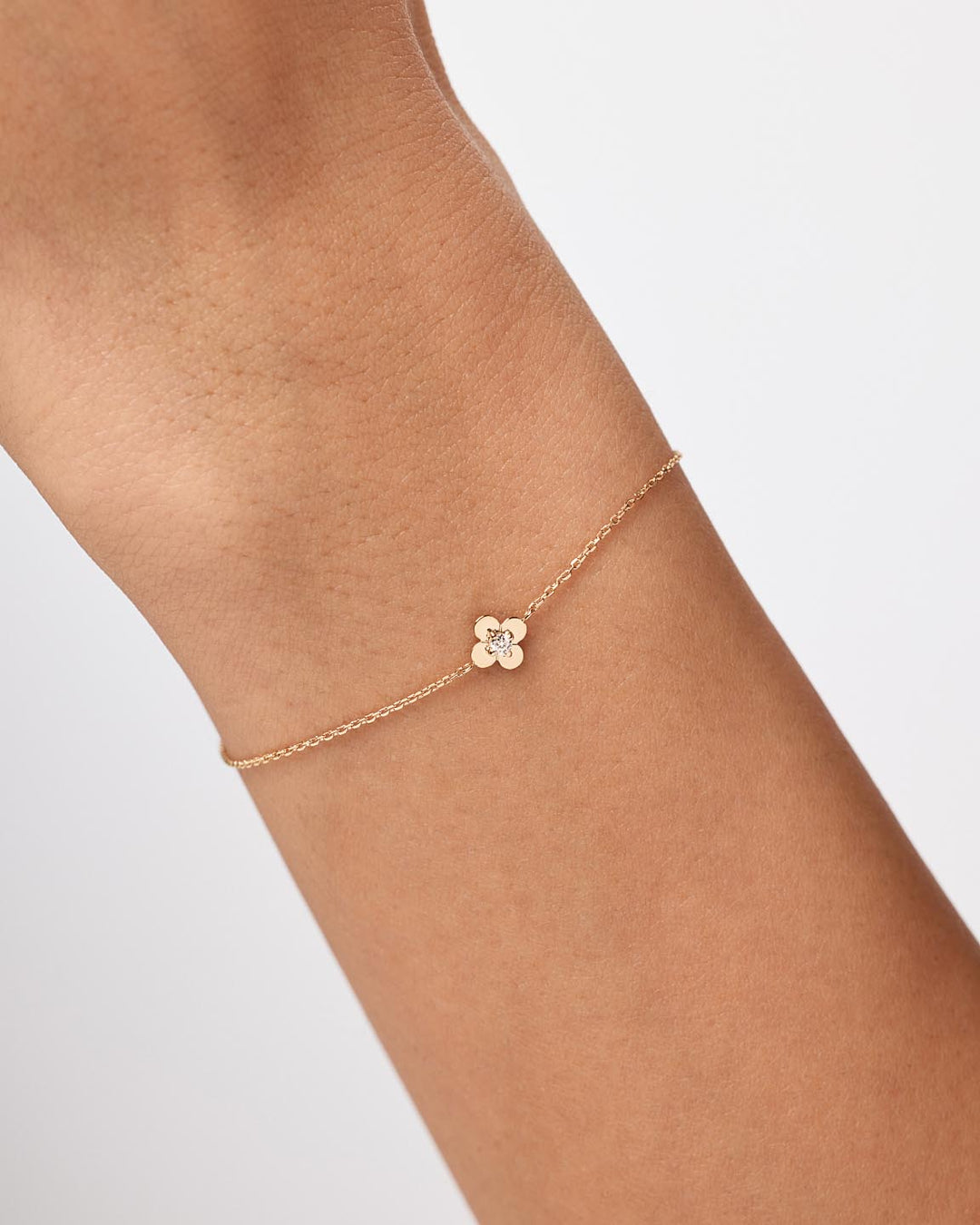Solid Yellow Gold - Diamond Mini Flower Bracelet