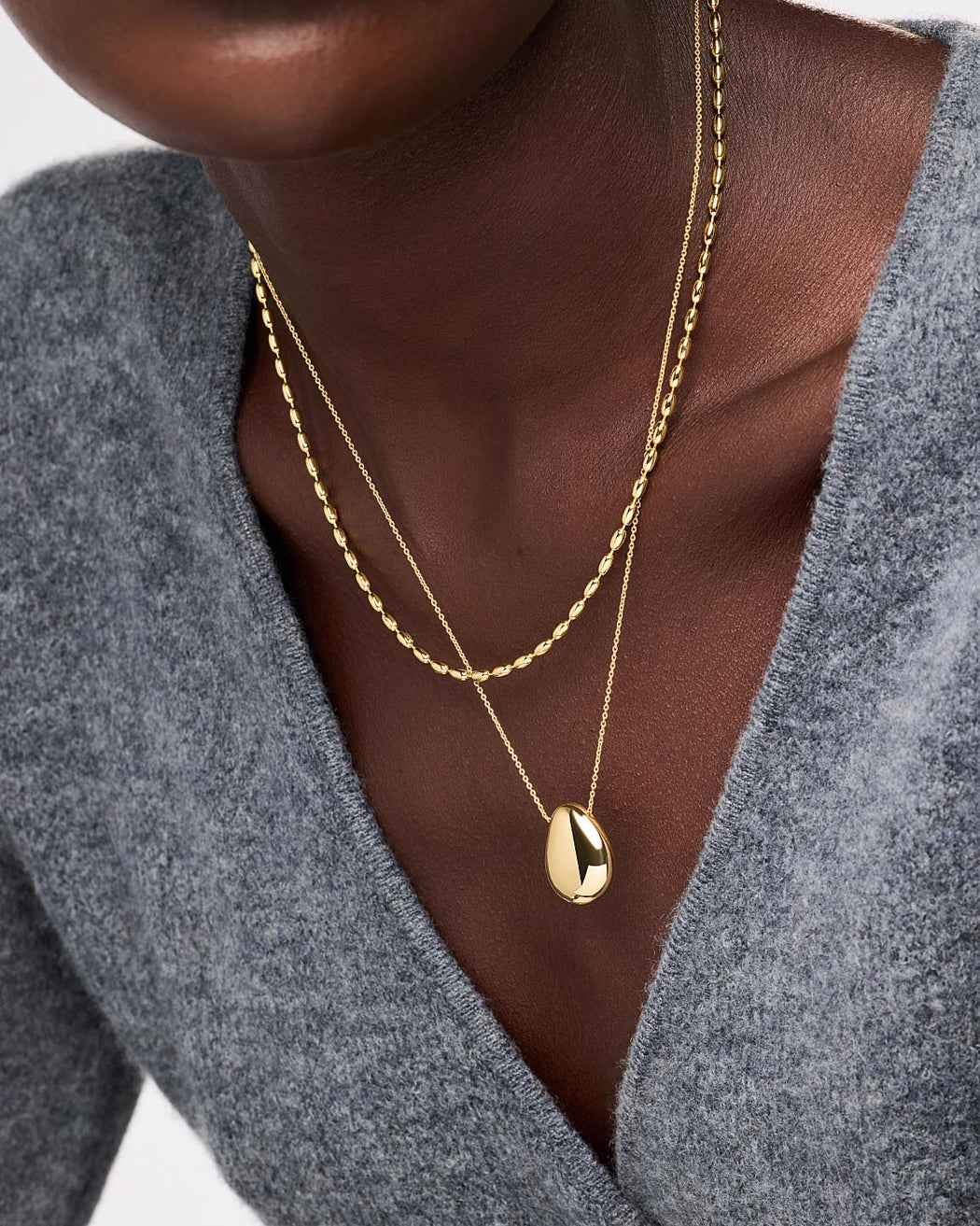 Gold Pendant Necklace - Pebble